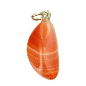 Photo d'un pendentif en pierre de cornaline