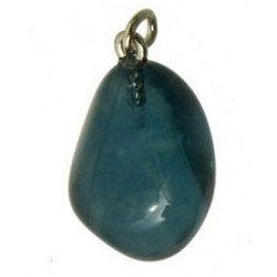 Photo d'un pendentif en pierre de fluorite