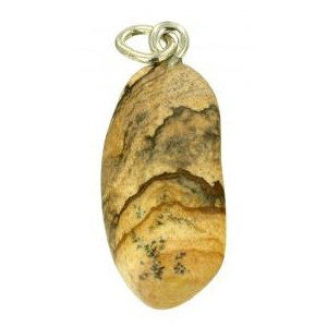 Photo d'un pendentif en pierre de jase paysage