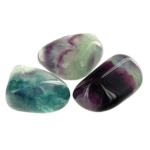 photo de pierres roulées en fluorite