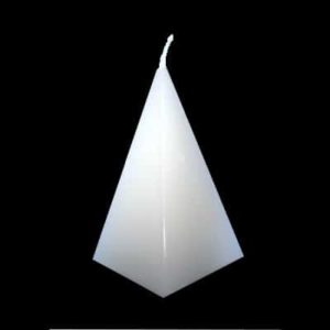 bougie pyramide blanche