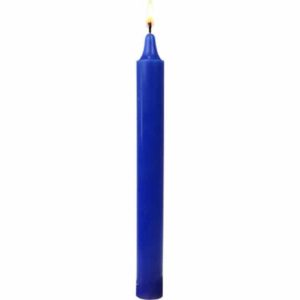 bougie bleu marine teintée dans la masse