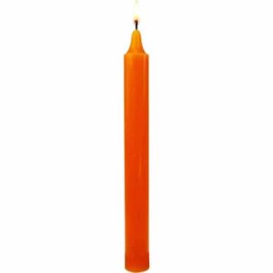 bougie orange teintée dans la masse
