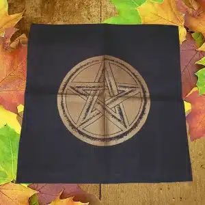 Photo de la nappe d'autel pentagramme