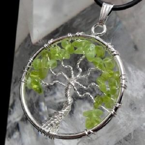 pendentif arbre de vie péridot
