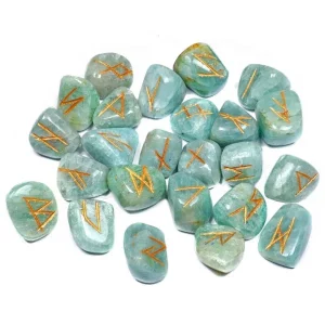 Runes en aigue-marine