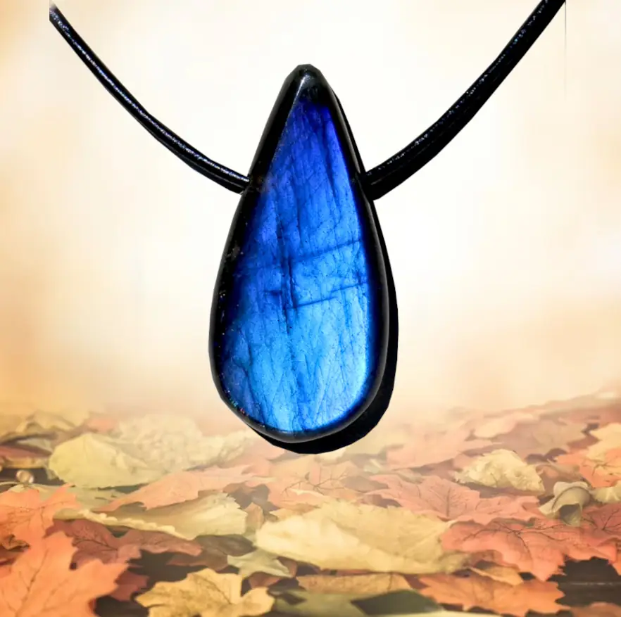 Pendentif tranche labradorite N°3204