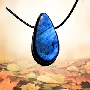 Pendentif tranche labradorite N°3205