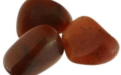 Photo de pierres roulées en aventurine rouge