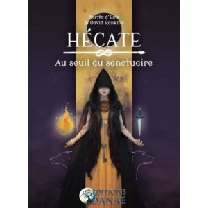 Hécate : Au Seuil du Sanctuaire