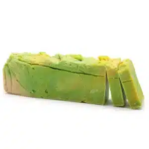 savon artisanal à la fleur de noni et huile d'olive